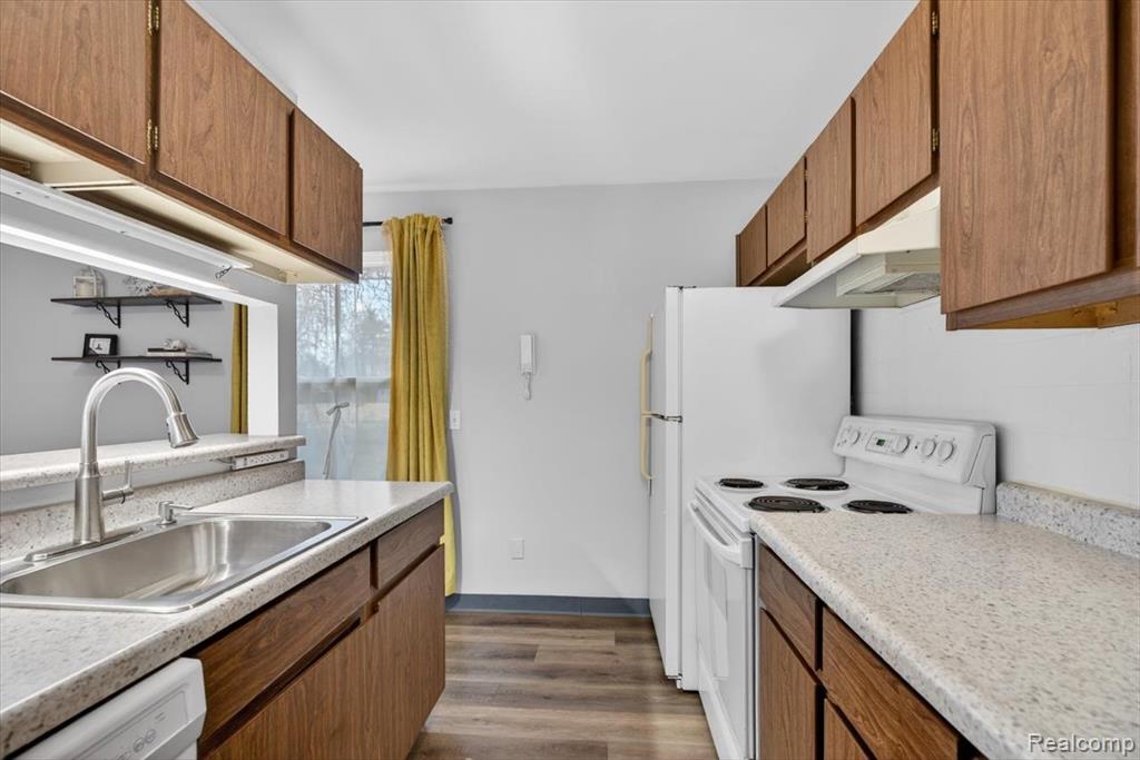 3121 Sunnyside Court, Lake Orion, MI — Photo 15