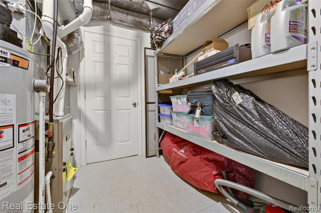 5569 Northcrest Court, Clarkston, MI — Photo 36