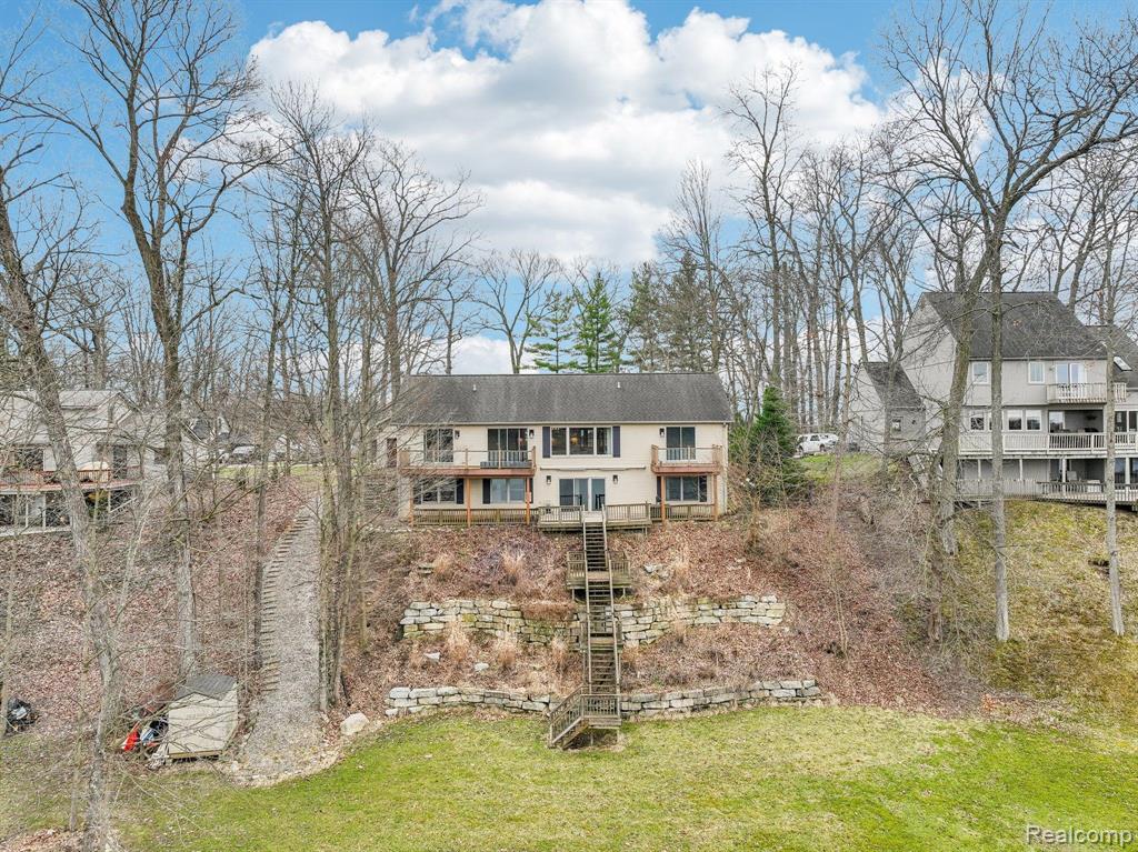 5001 GROVER Drive, Brighton, MI 48116 — Photo 29