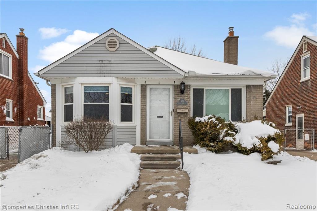 916 Harrison Boulevard, Lincoln Park, MI 48146 — front exterior