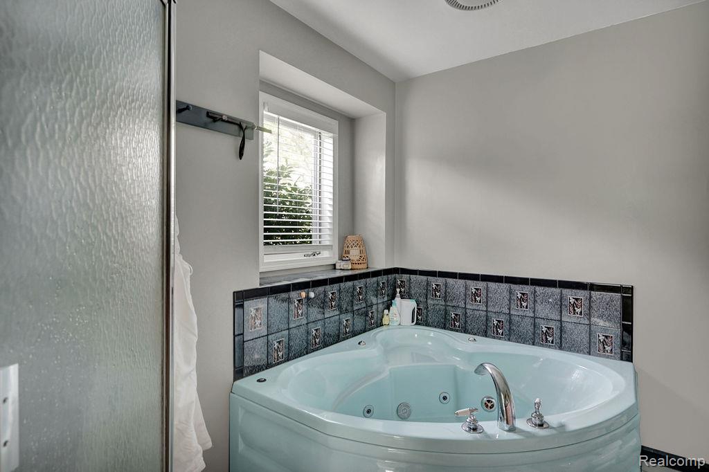 3334 E Freeland Road, Freeland, MI 48623 — Photo 27