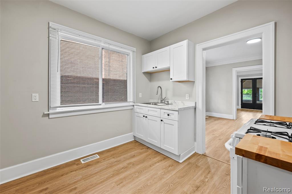 2254 Taylor Unit #1 Street, Detroit, MI 48206 — Photo 15
