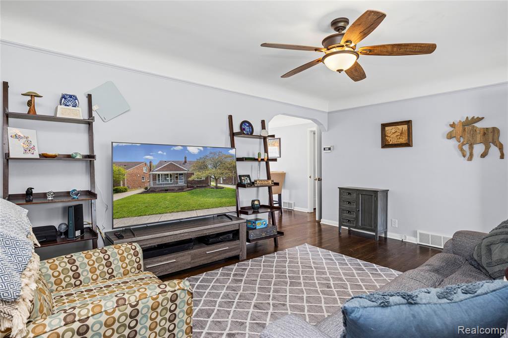 13527 Phelps Street, Southgate, MI 48195 — Photo 10