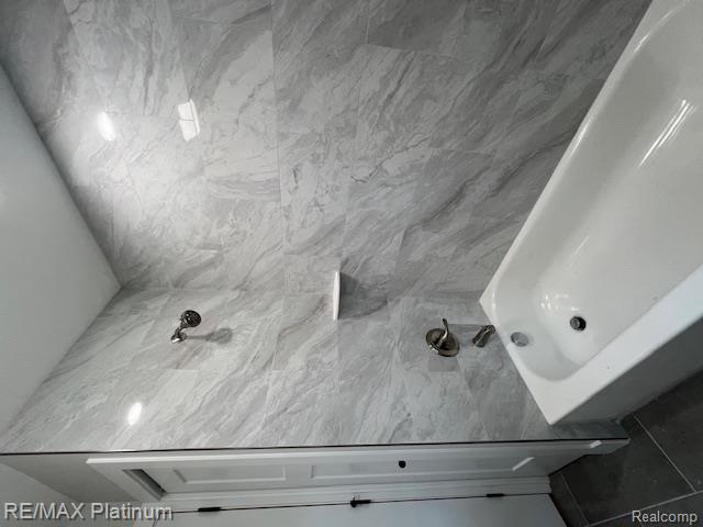 9400 Roland Drive, Brighton, MI 48116 — Photo 16