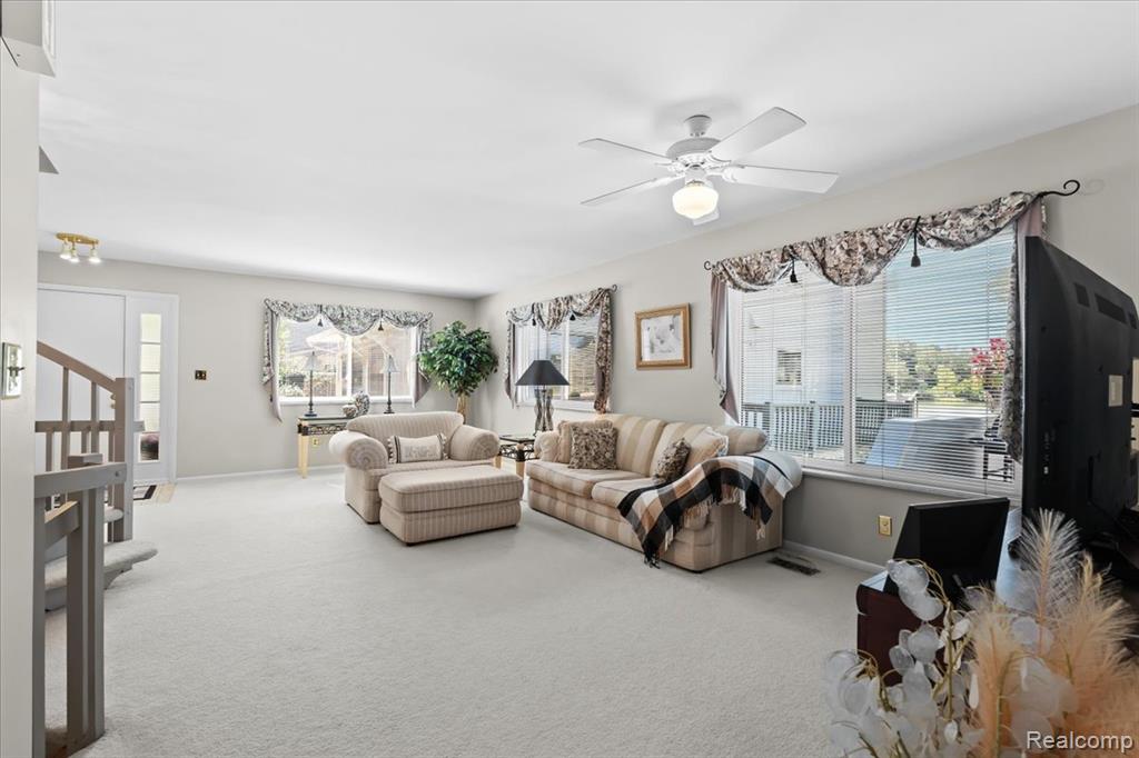 9498 Fenwin Drive, Grand Blanc, MI, 48439