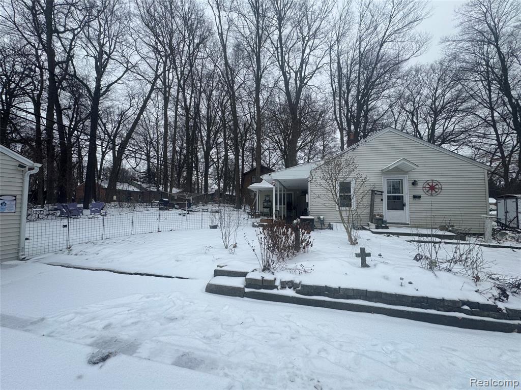 580 N Almont Avenue, Imlay City, MI 48444 — Photo 20