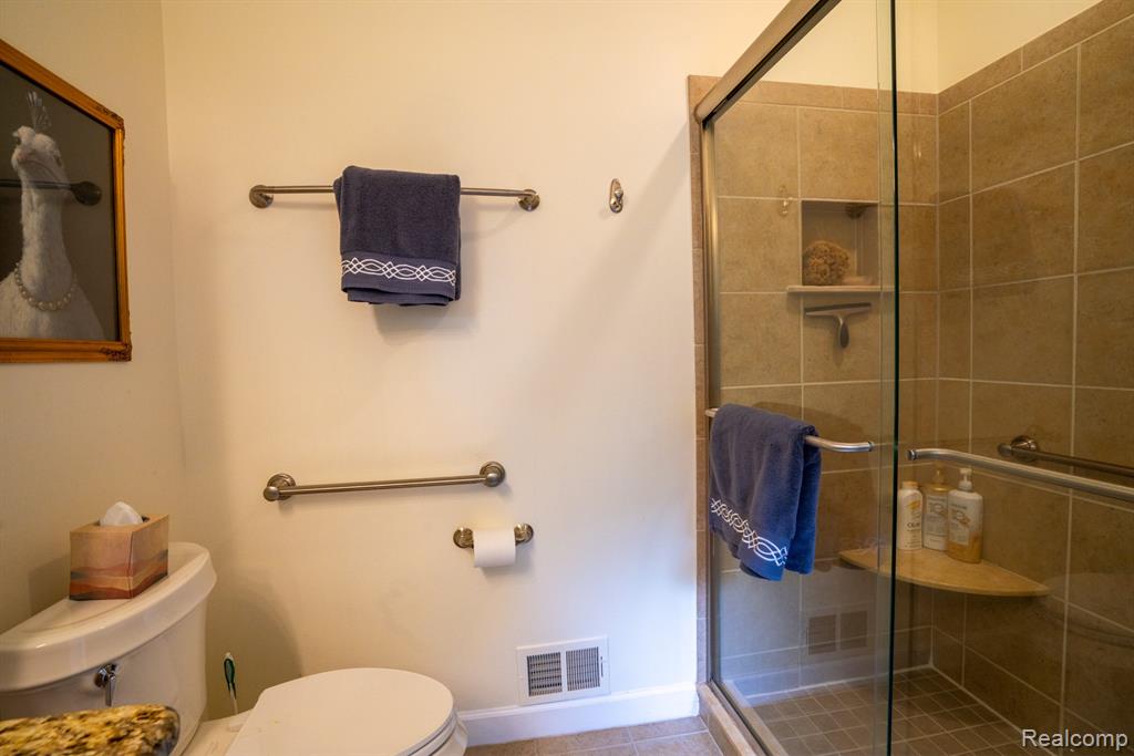 5653 Trail Side Lane, 9, Whitmore Lake, MI 48189 — Photo 23