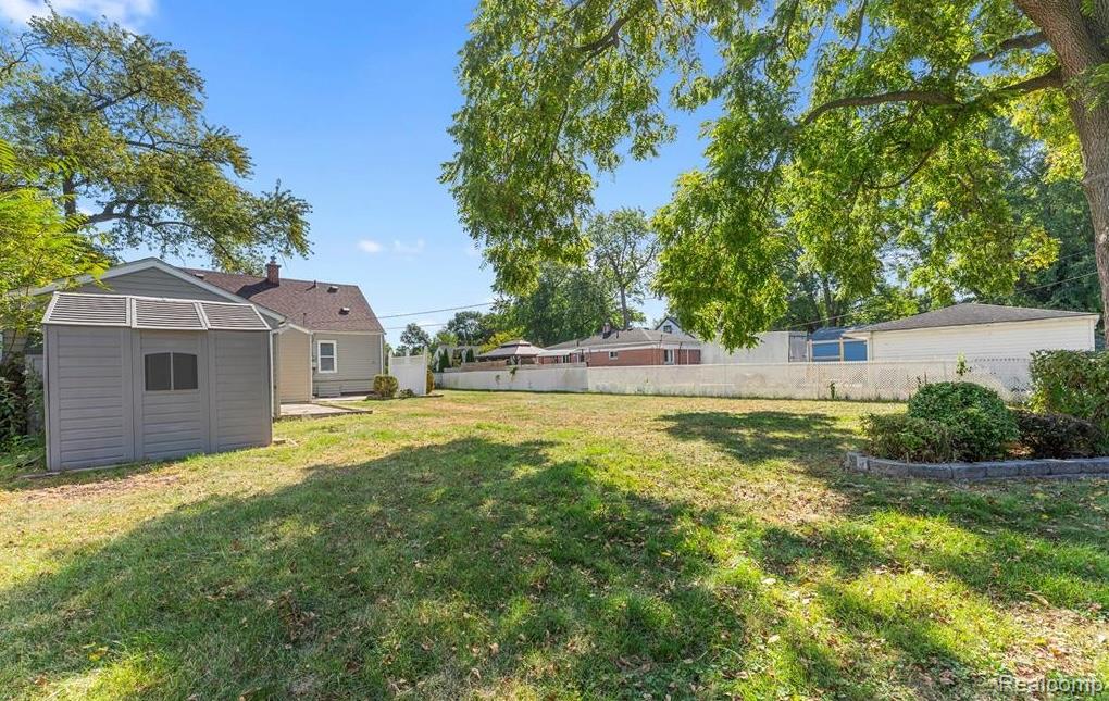 4924 Huron Street, Dearborn Heights, MI 48125 — Photo 21
