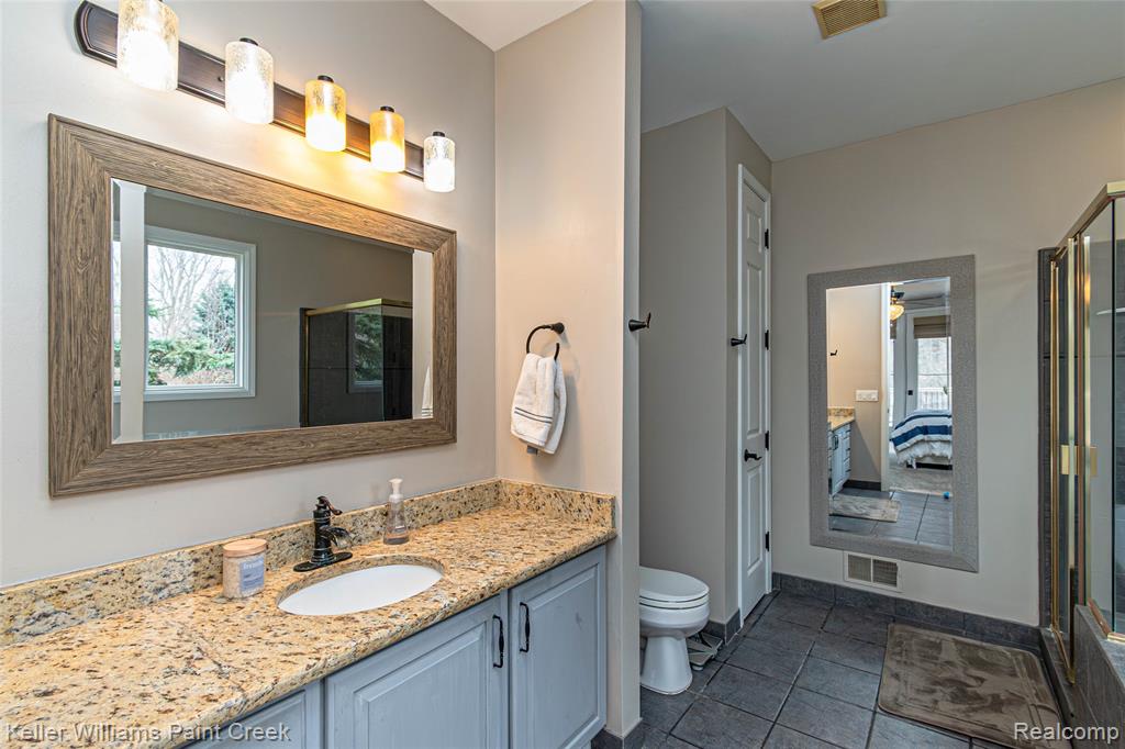 4998 Menominee Lane, Clarkston, MI 48348 — Photo 46