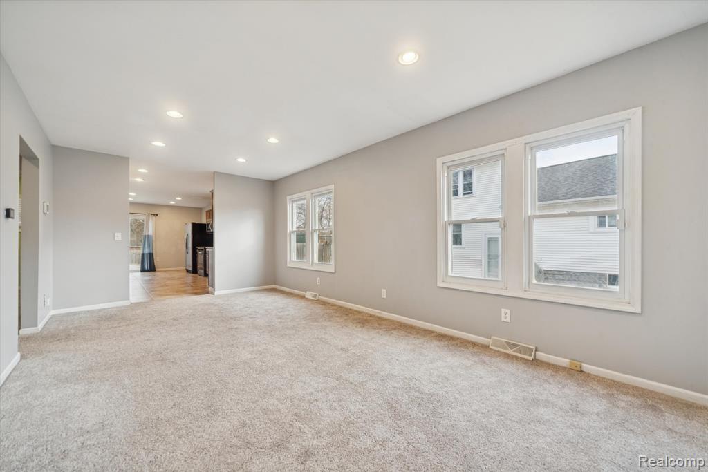 520 Andrew Avenue, Jackson, MI 49202 — Photo 6