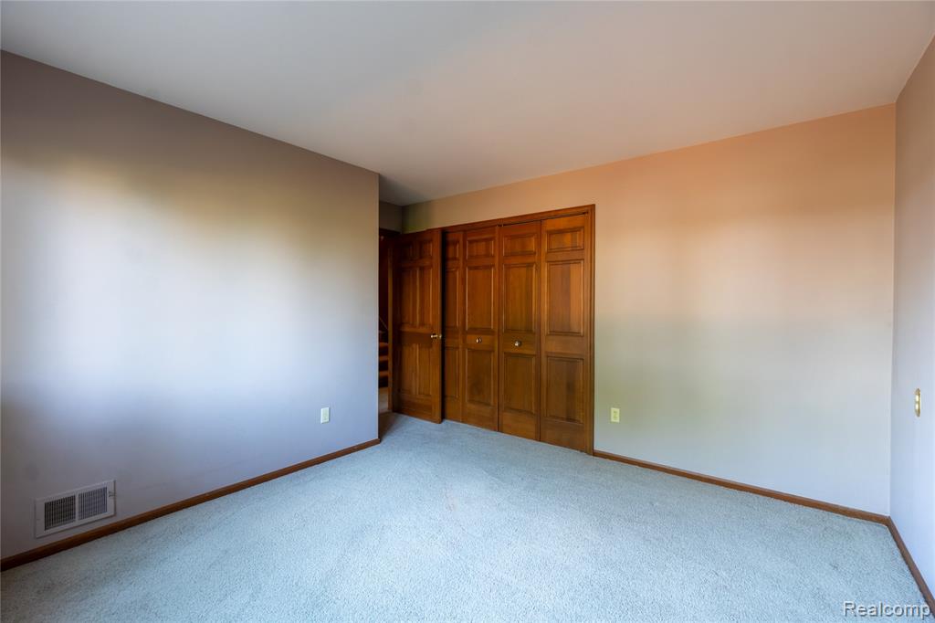 62 Chateaux Du Lac Drive, 14, Fenton, MI 48430 — Photo 28