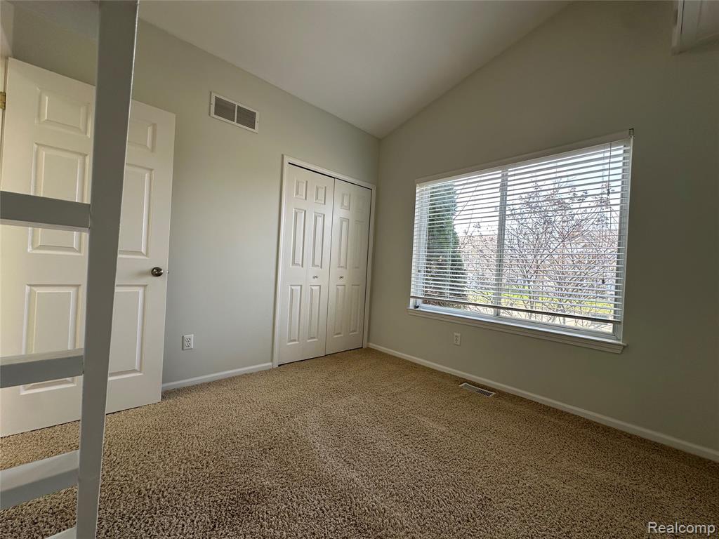 357 Victorian Court, Belleville, MI 48111 — Photo 25