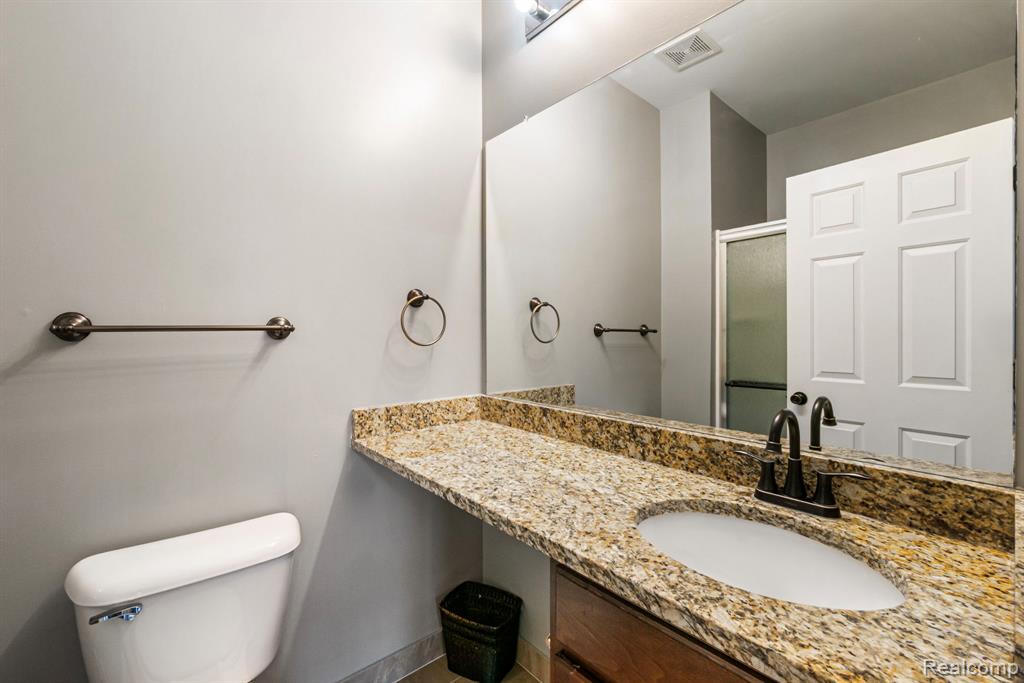 43046 Strand Drive, Sterling Heights, MI 48313 — Photo 28