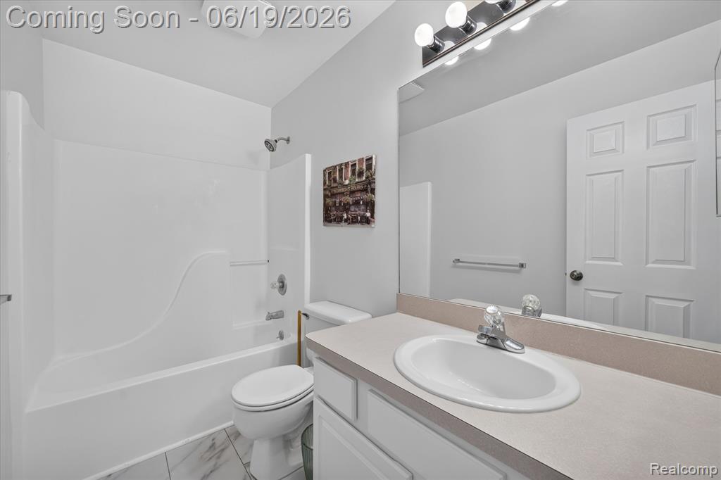 9543 Parkwood Drive, 267, Grand Blanc, MI 48439 — Photo 20
