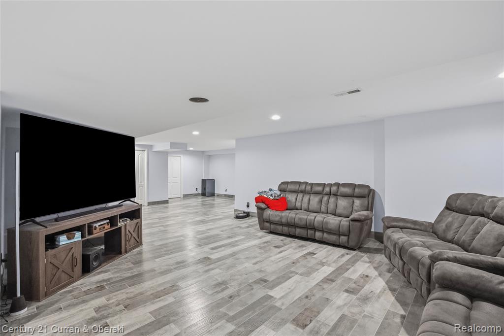 2043 Centennial Drive, Canton, MI 48187 — Photo 41