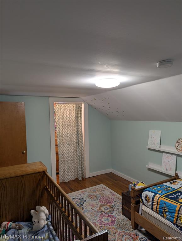 9084 Hartland Road, Fenton, MI 48430 — Photo 13