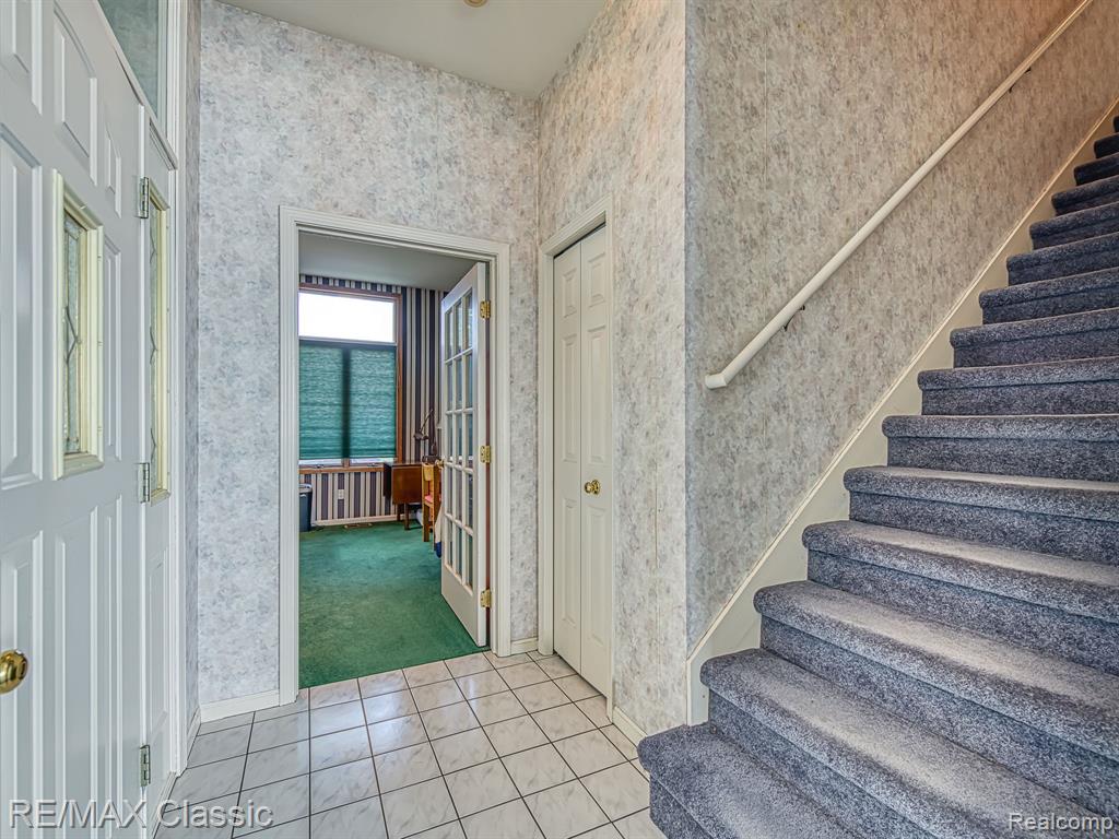 11540 E E Shore Drive, Whitmore Lake, MI 48189 — Photo 11