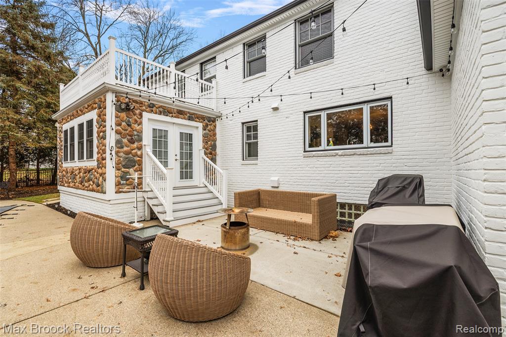 692 Bennington Drive, Bloomfield Hills, MI 48304 — Photo 35