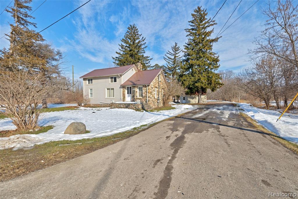 1717 S Sashabaw Road, Ortonville, MI 48462