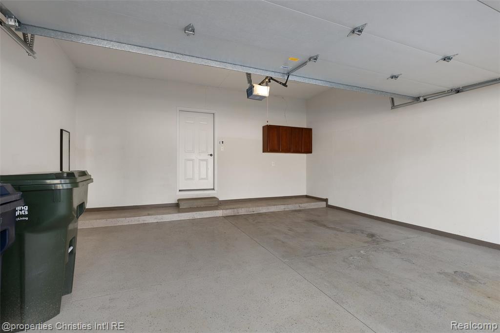 44136 Orion Drive, Sterling Heights, MI 48314 — Photo 25