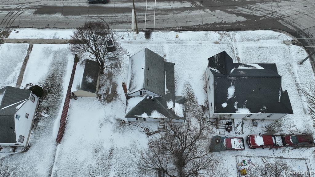 403 E King Street E, Owosso, MI 48867 — Photo 35