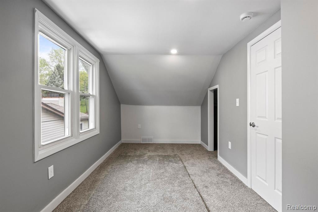 10281 GROVE Drive, Whitmore Lake, MI 48189 — Photo 30