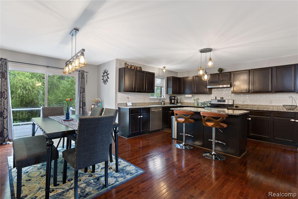 43198 Wilderness Drive, Canton, MI 48188 — Photo 8