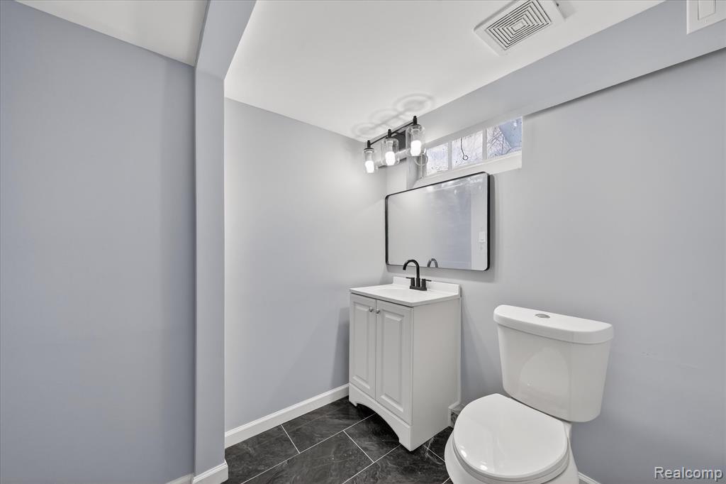 1108 HELEN Street, Garden City, MI — Photo 41