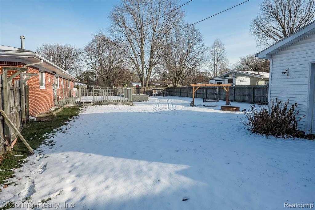 3178 Oakwood Drive, Port Huron, MI 48060 — Photo 26