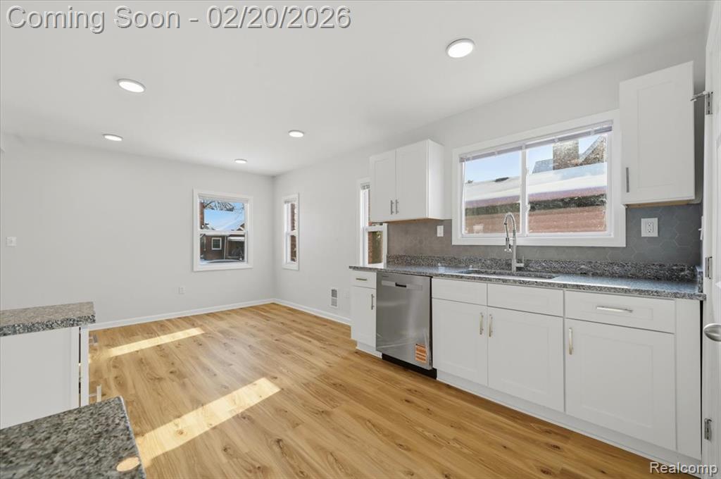 16863 Tracey Street, Detroit, MI 48235 — Photo 10