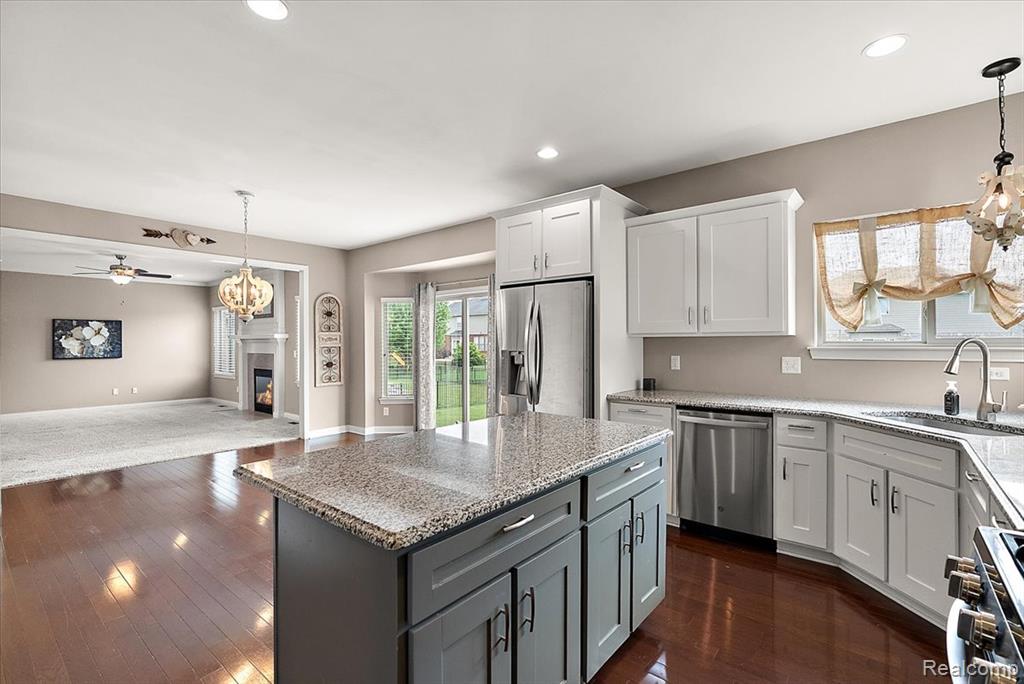 50216 Ashperton Drive, Macomb, MI 48044 — Photo 16