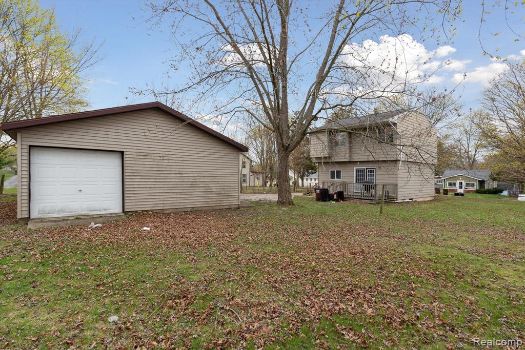 811 HOWELL Avenue, Adrian, MI 49221 — Photo 37