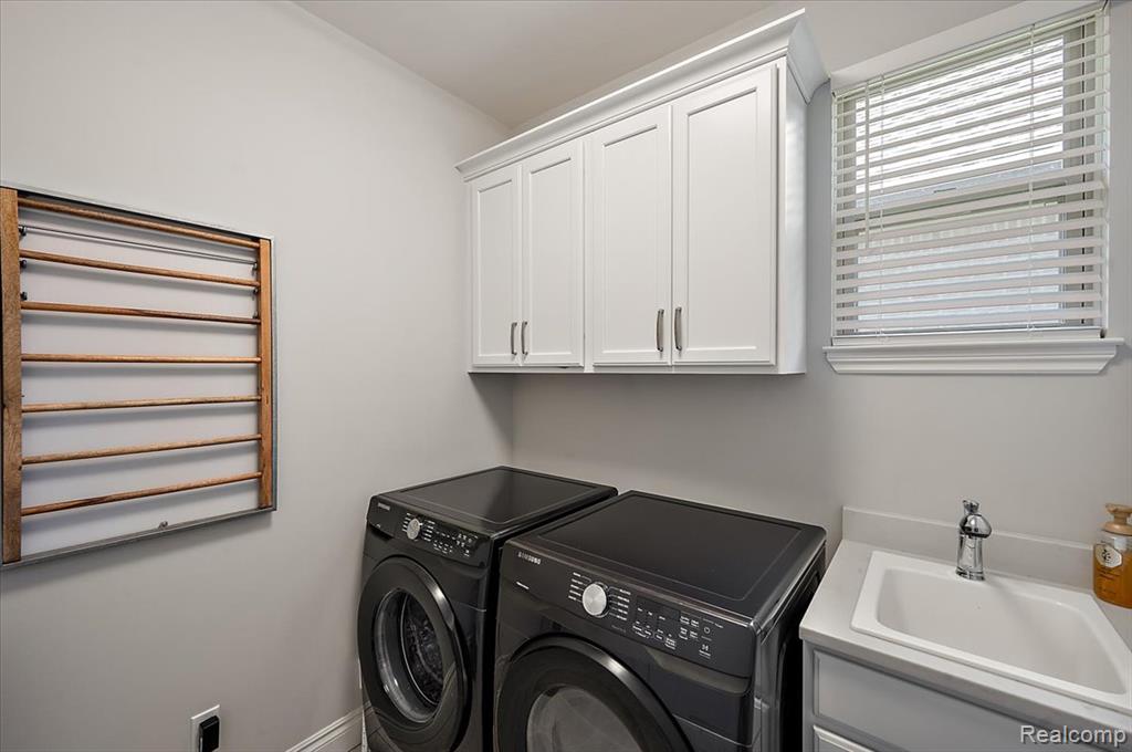 3955 Vendome Drive, Auburn Hills, MI 48326 — Photo 21
