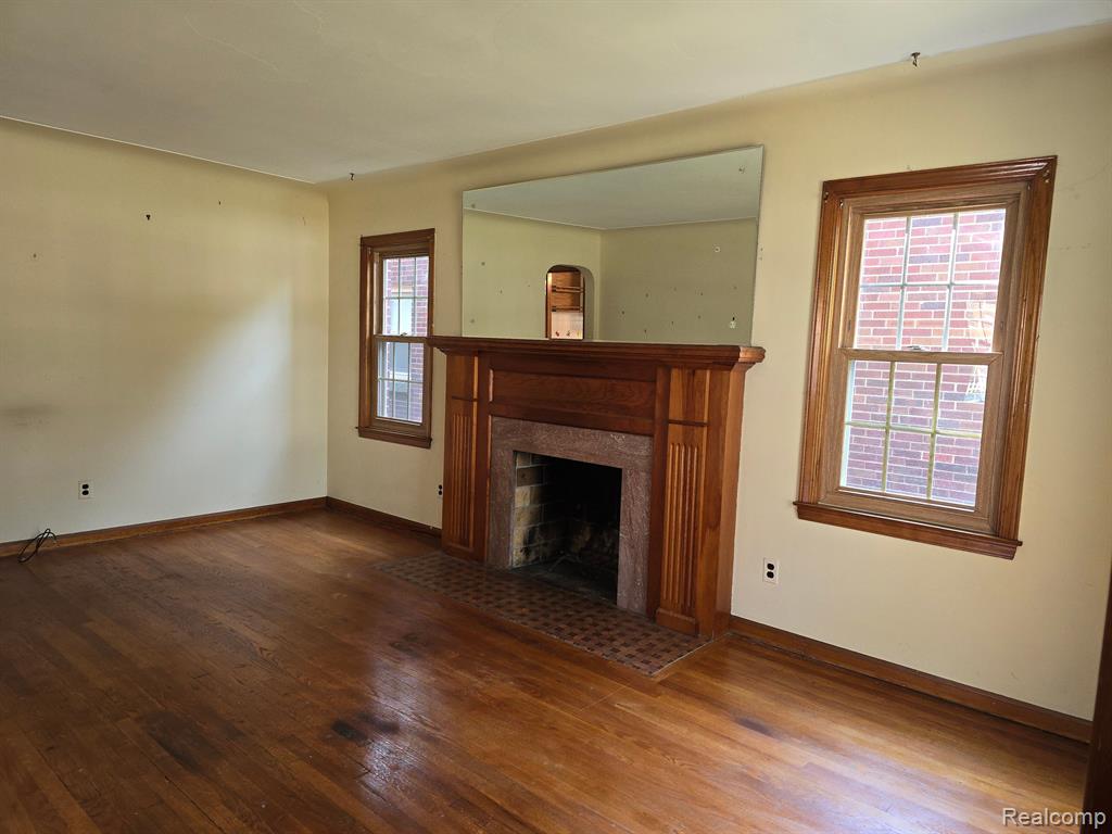 950 N YORK Street, Dearborn, MI 48128 — Photo 20