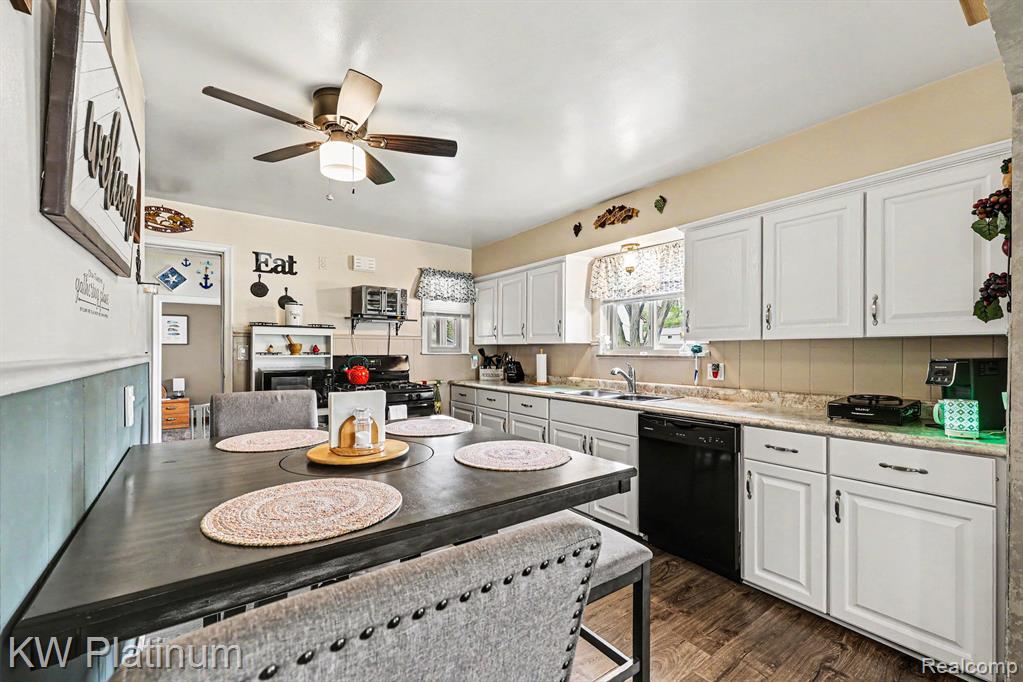 50895 Taylor Street, New Baltimore, MI 48047 — Photo 7