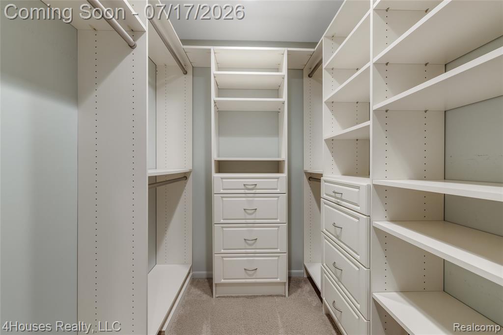 5717 Sussex Drive, Troy, MI 48098 — Photo 34