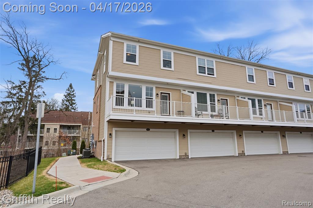 614 Anne Avenue, Brighton, MI 48116 — Photo 27