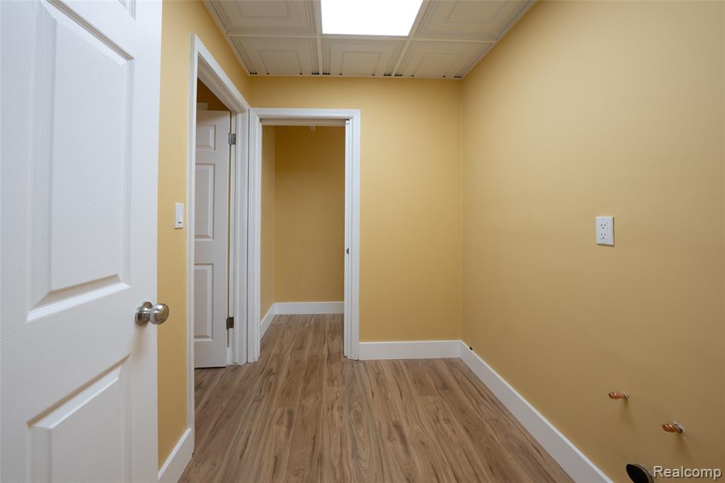 1095 W Huron Street, Waterford, MI 48328 — Photo 30