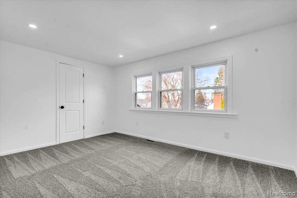 40 Burbank, Ypsilanti, MI 48198 — Photo 18