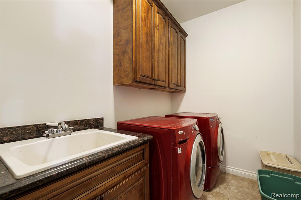 39122 Nautical Lane, Harrison Township, MI — Photo 33