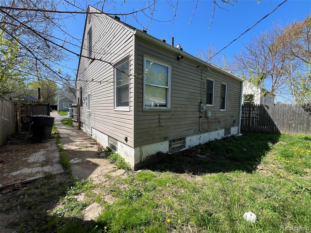 15645 Liberal Street, Detroit, MI 48205 — Photo 21