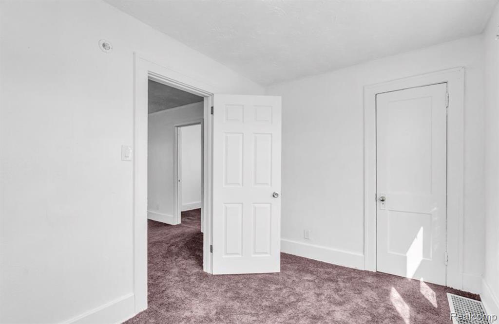 5573 Montclair Street, Detroit, MI 48213 — Photo 31