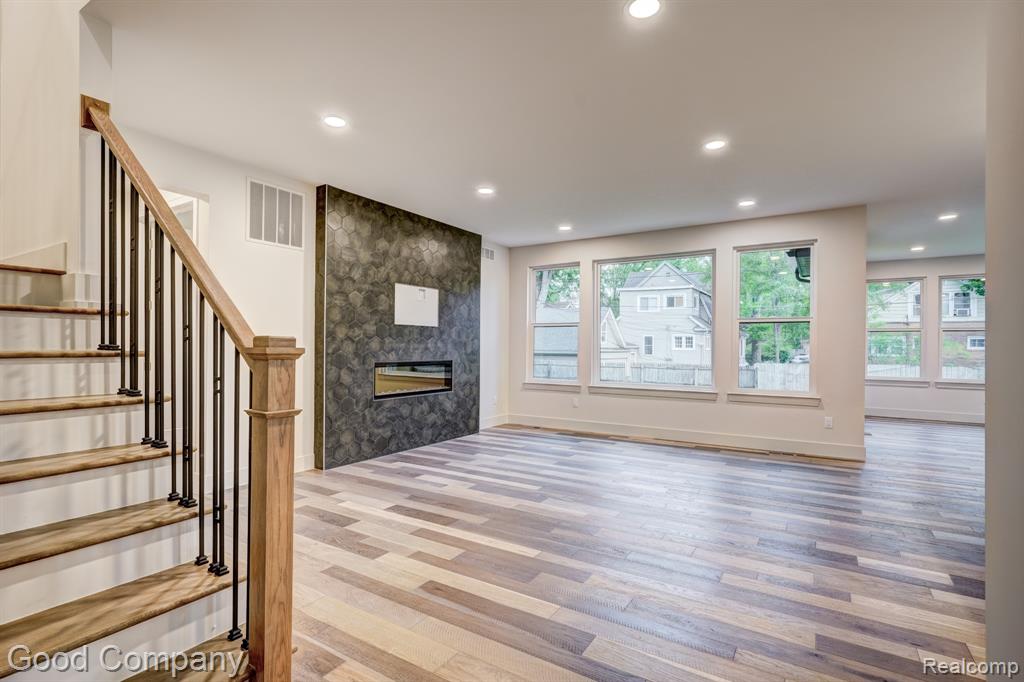 812 Irving Avenue, Royal Oak, MI 48067 — Photo 10