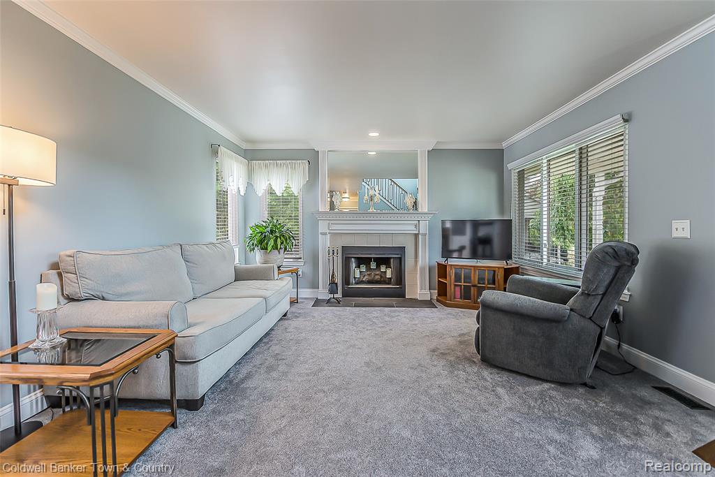 9344 Huron Park Drive, Brighton, MI 48116 — Photo 4