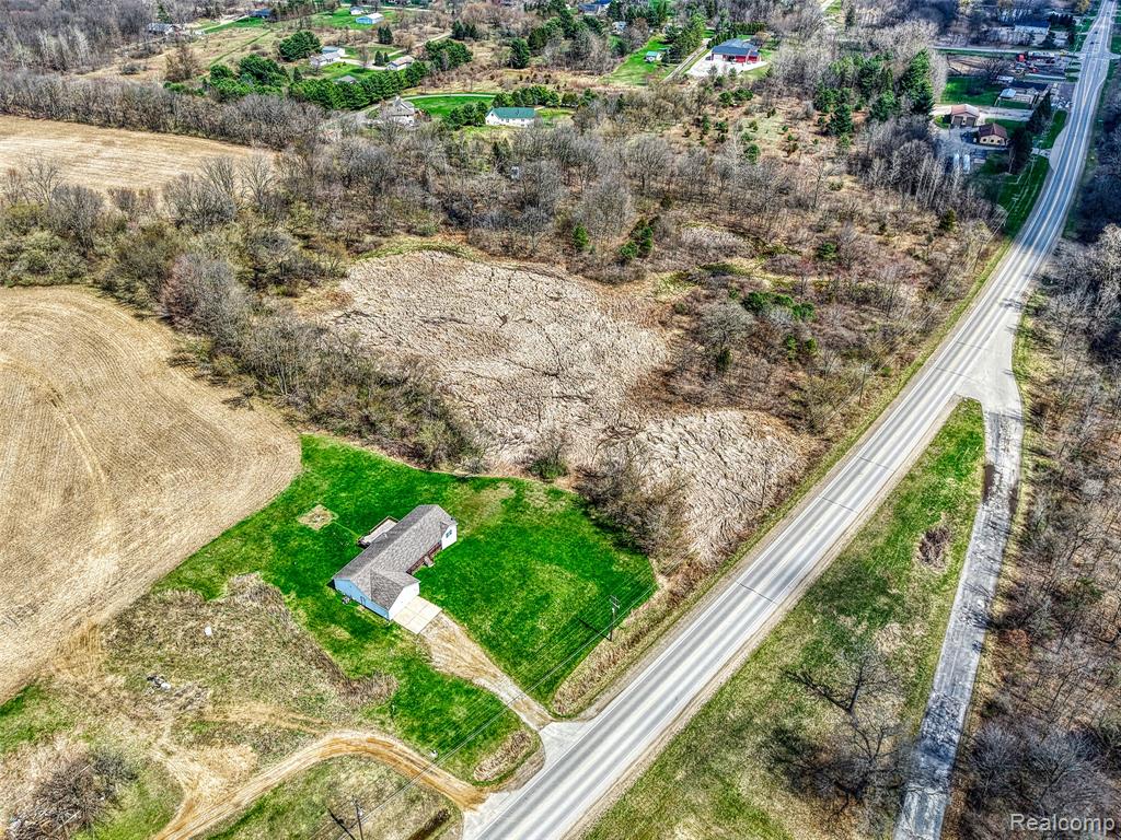 10488 W Grand River Road, Fowlerville, MI 48836 — Photo 34