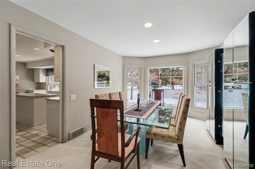 4150 Saddle Lane, West Bloomfield, MI — Photo 8
