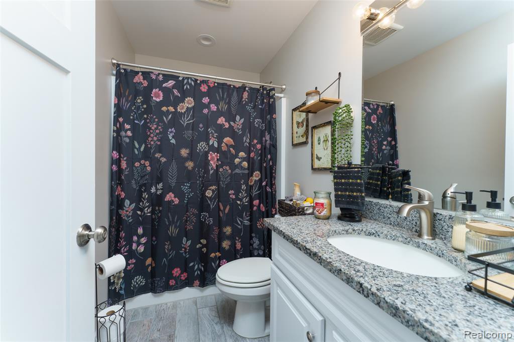 11879 Secluded Ridge Drive, Byron, MI 48418 — Photo 18