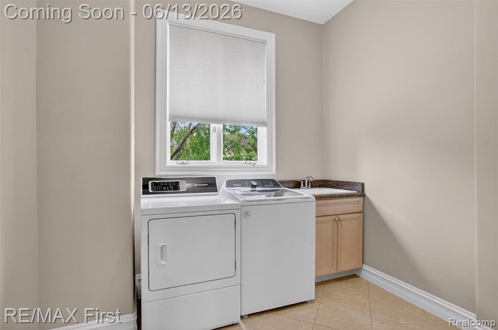 13800 Berryknoll Drive, Shelby Twp, MI 48315 — Photo 24