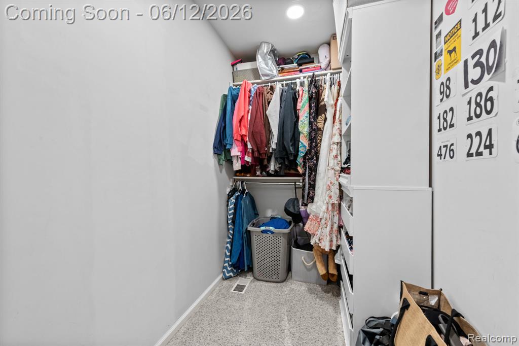 2285 Somerville Drive, Oxford, MI 48371 — Photo 37
