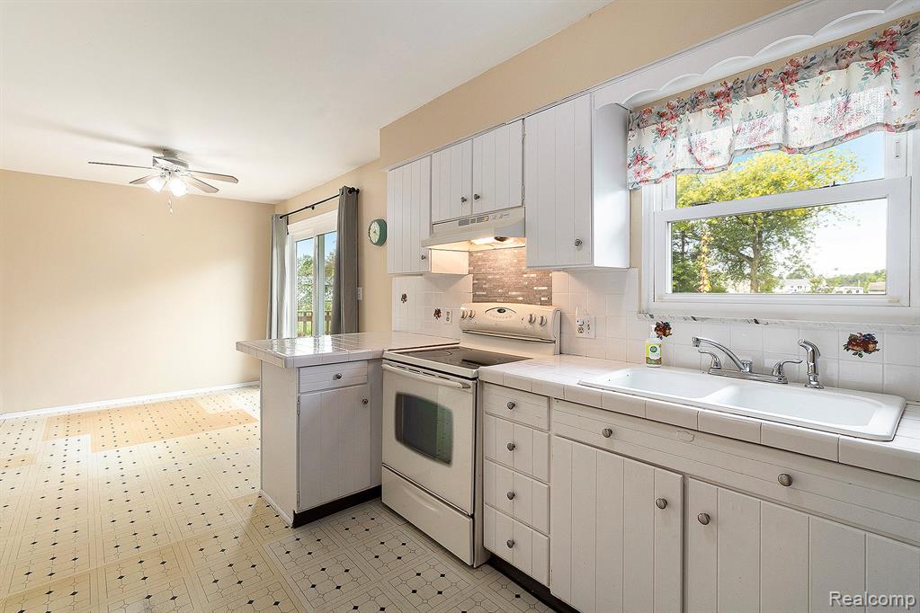 1841 Daley Road, Lapeer, MI 48446 — Photo 14